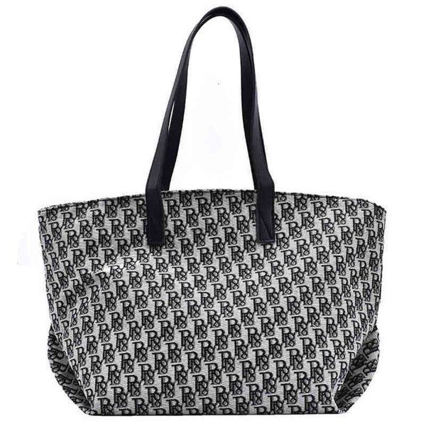 luxury designer handbag women shoulder bags tote bag portable large capacity shoulder bag straps casual crossbody ladies leather underarm
luxury designer handbag women shoulder bags tote bag portable large capacity shoulder bag straps casual crossbody ladies leather underarm