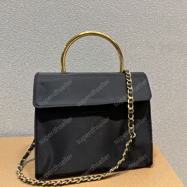 luxury gold metal rod totes brand canvas bag messenger purse chain crossbody shoulder bags clutch luggage box clamshell design fashion retro
luxury gold metal rod totes brand canvas bag messenger purse chain crossbody shoulder bags clutch luggage box clamshell design fashion retro
