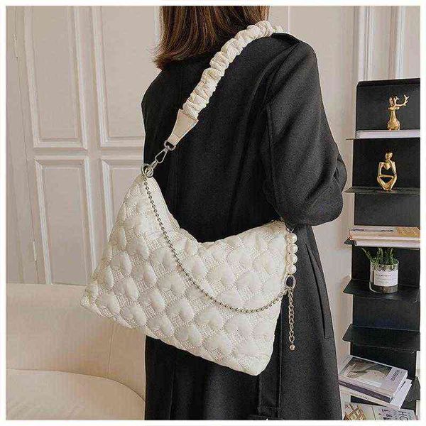 evening bags retro pu half moon bag women chain pearl shoulder bags fashion diamond lattice handbags ladies shopper small tote handle bag 22
evening bags retro pu half moon bag women chain pearl shoulder bags fashion diamond lattice handbags ladies shopper small tote handle bag 22