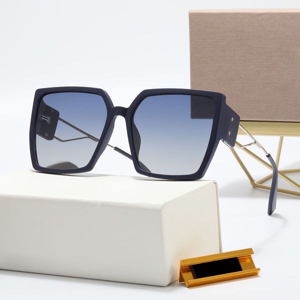 classics sunglasses woman man sunglasse designer women catwalk shows fashion eyewear metal glasses frame black simple leisure mens sunglasse, White;black
classics sunglasses woman man sunglasse designer women catwalk shows fashion eyewear metal glasses frame black simple leisure mens sunglasse, White;black