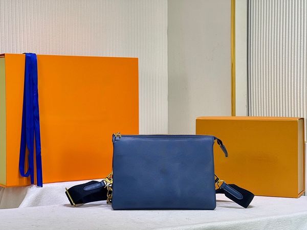 new luxury embossed fluffy sheep grain cowhide women's diagonal bag designer m57782 57790 handbag fashion simple handbag female underar
new luxury embossed fluffy sheep grain cowhide women's diagonal bag designer m57782 57790 handbag fashion simple handbag female underar