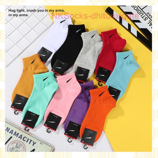 men's classic fashion socks hook brand designer women's leisure lovers' short tube sportsocks luxury women men breathable ver, Black
men's classic fashion socks hook brand designer women's leisure lovers' short tube sportsocks luxury women men breathable ver, Black