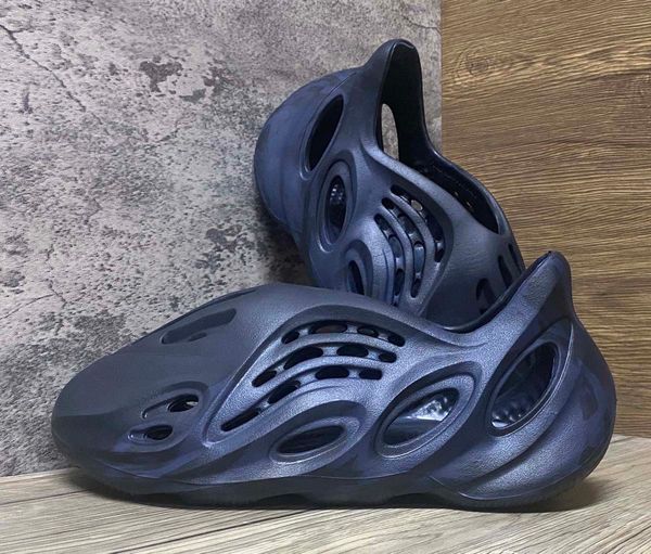 runners designer foam sandals slipper men women sandal triple black white resin pattern slippers mens womens west slipper slides slider slip
runners designer foam sandals slipper men women sandal triple black white resin pattern slippers mens womens west slipper slides slider slip