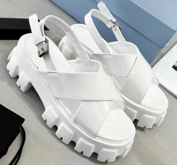 woman sandals slippers monolith cloudbust thunder luxury slides summer flat trendy leather rubber sandal mens beach slide tory a2, Black;red
woman sandals slippers monolith cloudbust thunder luxury slides summer flat trendy leather rubber sandal mens beach slide tory a2, Black;red