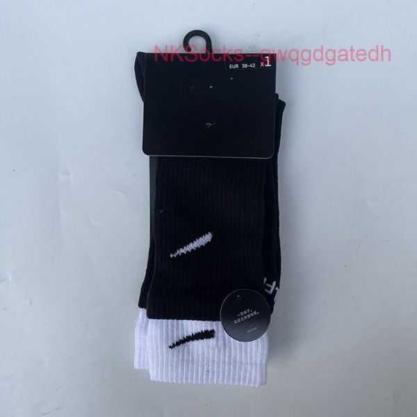 men fashion classic socks hook brand color stitched men's women's long tube sports training sock street couple middle tubes luxury, Black
men fashion classic socks hook brand color stitched men's women's long tube sports training sock street couple middle tubes luxury, Black