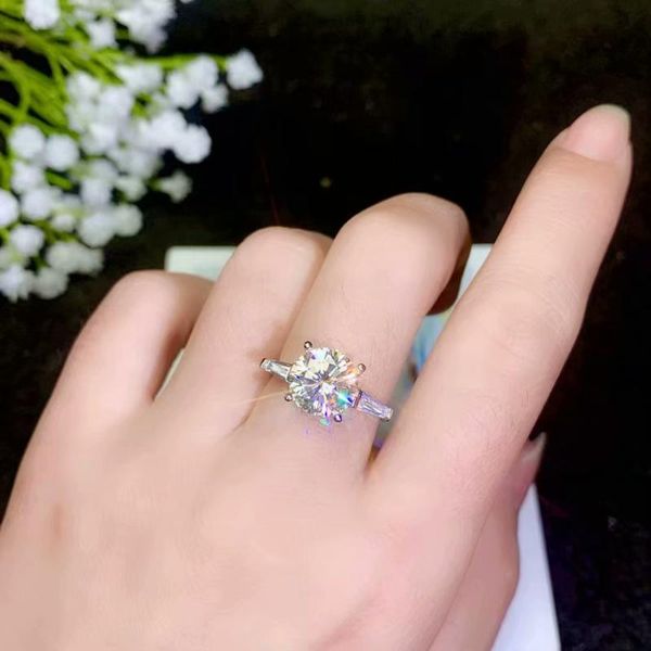 cluster trendy rings moissanite ring 925 pure beautiful color shiny 1 2 diamond luxury jewelry, Golden;silver
cluster trendy rings moissanite ring 925 pure beautiful color shiny 1 2 diamond luxury jewelry, Golden;silver