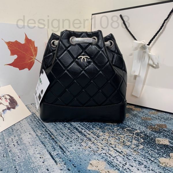 evening bags designer new trend small fragrance lingge chain backpack versatile bucket one shoulder messenger net red lady large capacity 1y
evening bags designer new trend small fragrance lingge chain backpack versatile bucket one shoulder messenger net red lady large capacity 1y