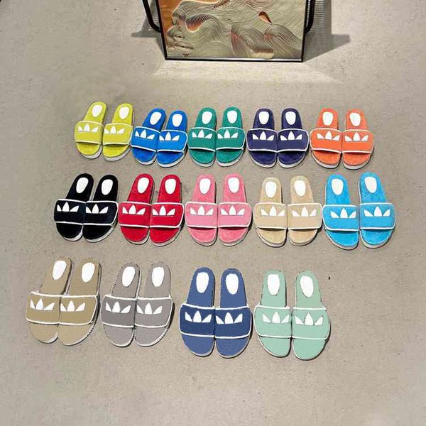 2022 g&a female luxury designer sandals slippers leather summer flat slippers platform pillows fashion beach women big head macarone letters, Black
2022 g&a female luxury designer sandals slippers leather summer flat slippers platform pillows fashion beach women big head macarone letters, Black