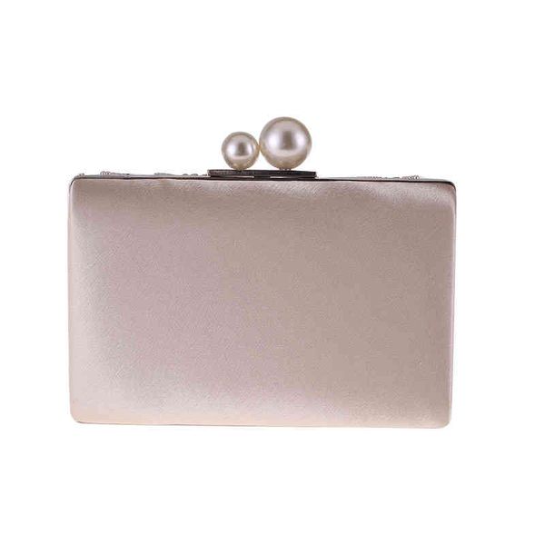 new diamond studded beaded hand versatile dinner party evening small square bag
new diamond studded beaded hand versatile dinner party evening small square bag