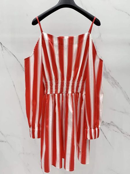 designer dress 2022 summer autumn spaghetti strap long sleeve print fashion brand same style dress 0527-1, Black
designer dress 2022 summer autumn spaghetti strap long sleeve print fashion brand same style dress 0527-1, Black