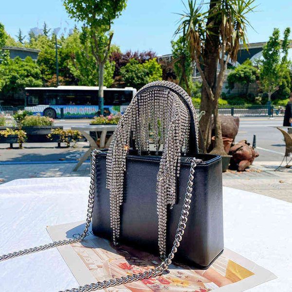 evening bags luxury crystal tassel women evening handbag summer diamonds square shoulder crossbody chain bags clutch black purse xa1h 220318
evening bags luxury crystal tassel women evening handbag summer diamonds square shoulder crossbody chain bags clutch black purse xa1h 220318
