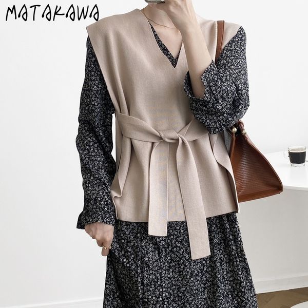 laceup knitted sweater vest design sense autumn solid color waistcoat women korean fashion 210506, Black;white
laceup knitted sweater vest design sense autumn solid color waistcoat women korean fashion 210506, Black;white