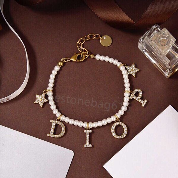 d woman designer bracelets c metal link pearl bracelets ladies chain fashion jewelry luxury, Golden;silver
d woman designer bracelets c metal link pearl bracelets ladies chain fashion jewelry luxury, Golden;silver