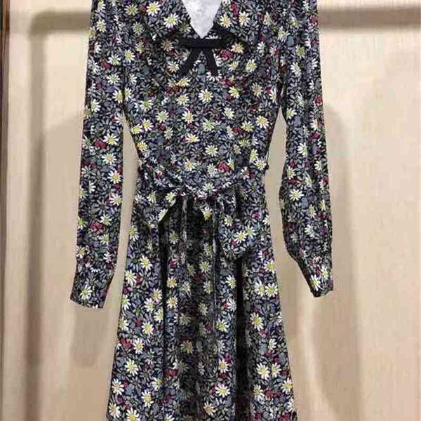 casual dresses v-neck printed silk dress belt, Black;gray