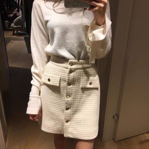 skirts m family autumn and winter urban lady style metal buckle texture skirt a-line jiba, Black
skirts m family autumn and winter urban lady style metal buckle texture skirt a-line jiba, Black