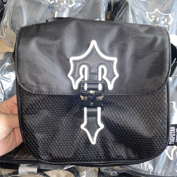brent faiyaz trapstar london messenger bag luxury designer high street fashion star with the same paragraph men's wallet handbag
brent faiyaz trapstar london messenger bag luxury designer high street fashion star with the same paragraph men's wallet handbag
