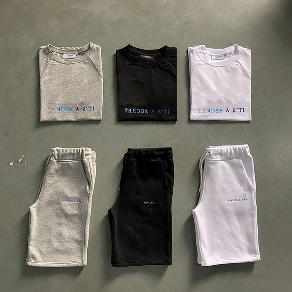 2022 mens tracksuits designer sportswear summer suit casual polo classic shorts t-shirt men outdoor suit youth fashion two-piece printed let, Gray
2022 mens tracksuits designer sportswear summer suit casual polo classic shorts t-shirt men outdoor suit youth fashion two-piece printed let, Gray