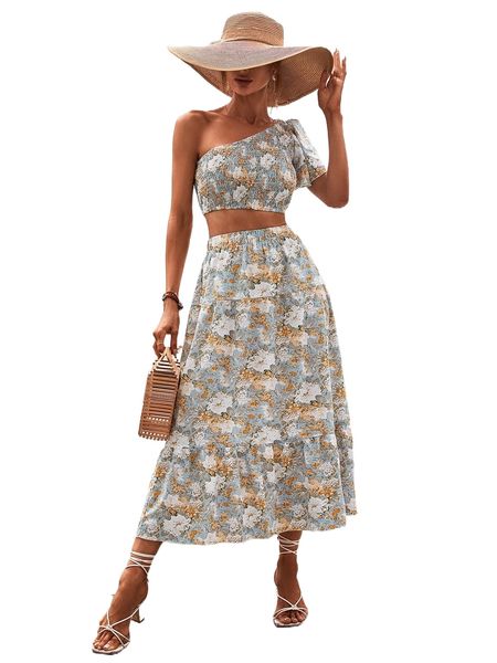 floral print shirred one shoulder crop & ruffle hem skirt i1do#, White
floral print shirred one shoulder crop & ruffle hem skirt i1do#, White