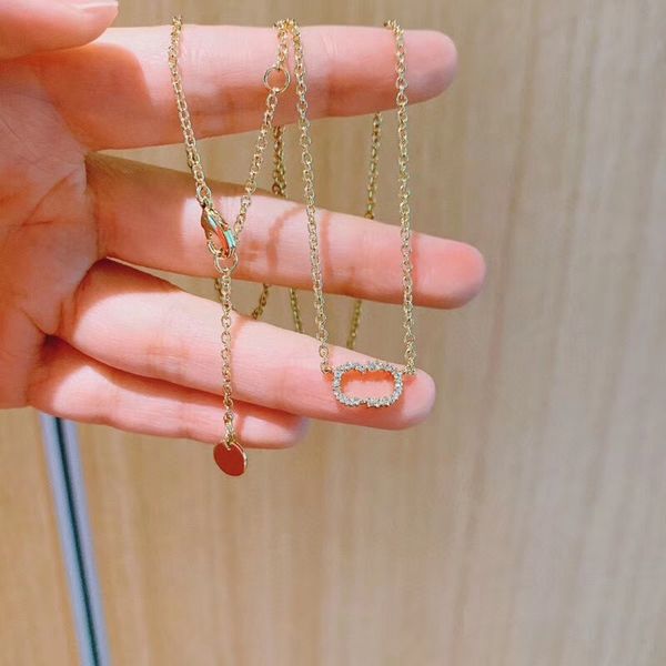 new style fashion luxury necklace pendant jewelry men women drill love necklace couple gift, Silver
new style fashion luxury necklace pendant jewelry men women drill love necklace couple gift, Silver