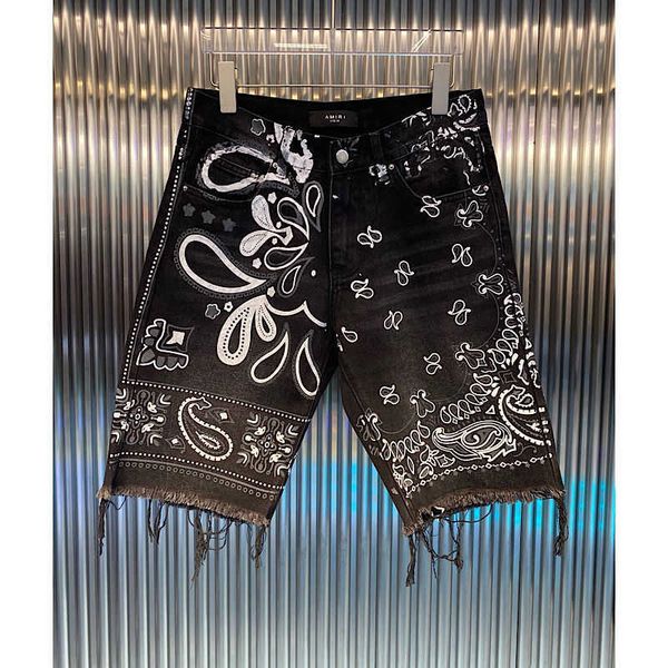 2022 new european and american high street amirs washed and made old black cashew flower five point pants straight tube cowboy shorts men, White;black
2022 new european and american high street amirs washed and made old black cashew flower five point pants straight tube cowboy shorts men, White;black