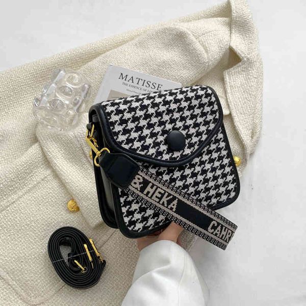 2022 factory wholesale new this year's popular bag women's new fashion high sense broadband messenger bag fashion thousand bird la
2022 factory wholesale new this year's popular bag women's new fashion high sense broadband messenger bag fashion thousand bird la
