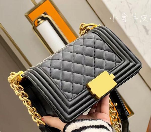 designer women handbag crossbody chain bag clutch flap fashion totes bags wallet check purse double letters solid color hasp waist square st
designer women handbag crossbody chain bag clutch flap fashion totes bags wallet check purse double letters solid color hasp waist square st