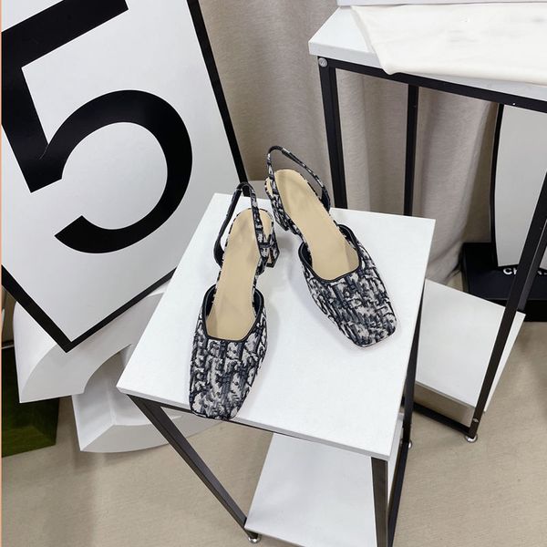 2022 luxury designer dress sandals womens new summer spring fashion platform slippers causal shoes sneakers loafers, Black
2022 luxury designer dress sandals womens new summer spring fashion platform slippers causal shoes sneakers loafers, Black