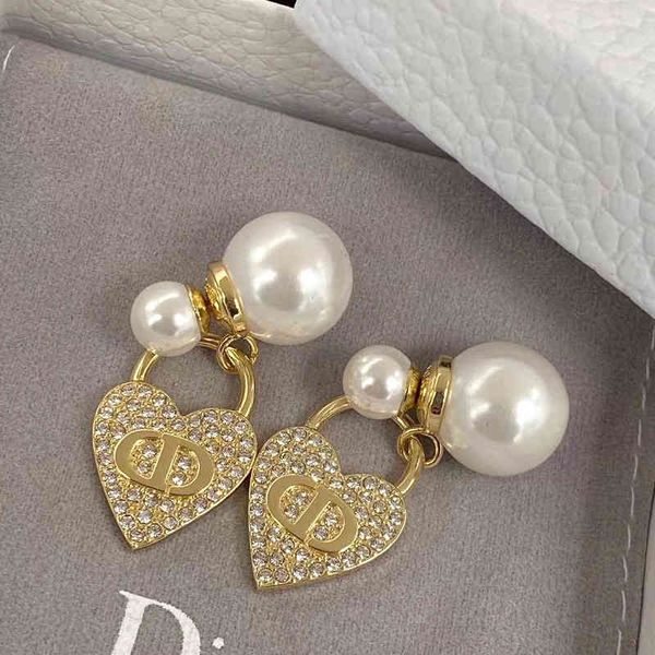 2022 factory wholesale pearl asymmetric new diamond inlaid ins net red same earrings female, Golden
2022 factory wholesale pearl asymmetric new diamond inlaid ins net red same earrings female, Golden