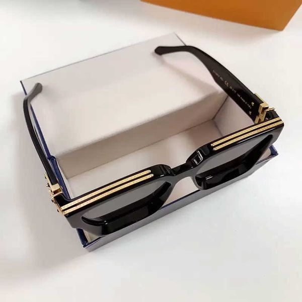 2022 brand new mens sunglasses z1165w millionaire square frame vintage shiny gold summer uv400 lens 1165 laser ladies, White;black
2022 brand new mens sunglasses z1165w millionaire square frame vintage shiny gold summer uv400 lens 1165 laser ladies, White;black
