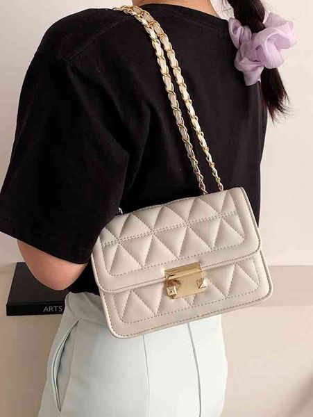 designer bag brand fashion dinner luxury shoulder handbag quilted metal decor square superior quality genuine shopping wallet
designer bag brand fashion dinner luxury shoulder handbag quilted metal decor square superior quality genuine shopping wallet