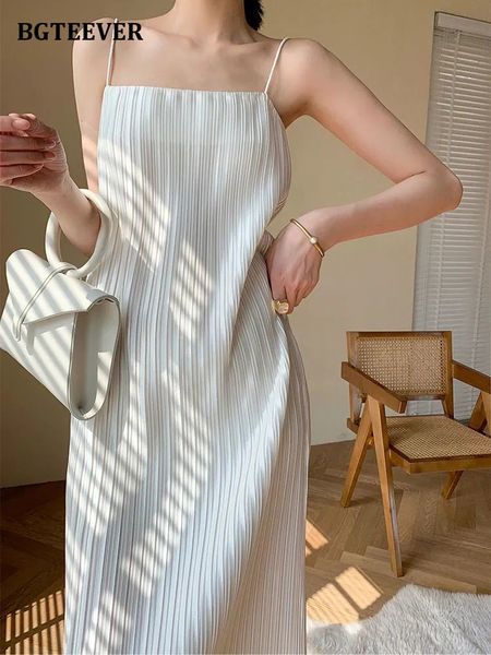vintage ladies spaghetti strap pleated dress 2022 spring summer sleeveless loose straight women satin dress vestidos, Black;gray
vintage ladies spaghetti strap pleated dress 2022 spring summer sleeveless loose straight women satin dress vestidos, Black;gray