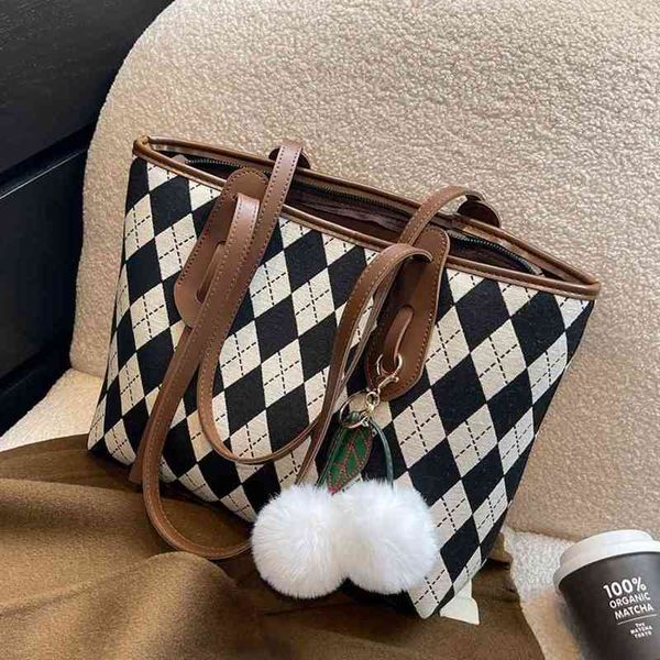 luxury designer handbag women shoulder high capacity women's bag texture shoulder tote bag straps casual crossbody ladies leather under
luxury designer handbag women shoulder high capacity women's bag texture shoulder tote bag straps casual crossbody ladies leather under