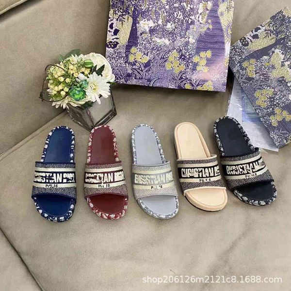 slippers high version old flower letter embroidered thick bottom sandal women wear beach leisure fashion flip flop, Black
slippers high version old flower letter embroidered thick bottom sandal women wear beach leisure fashion flip flop, Black