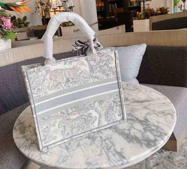 totes handbags luxurys designer female bags canvas casual tote purse wallet old flower
totes handbags luxurys designer female bags canvas casual tote purse wallet old flower
