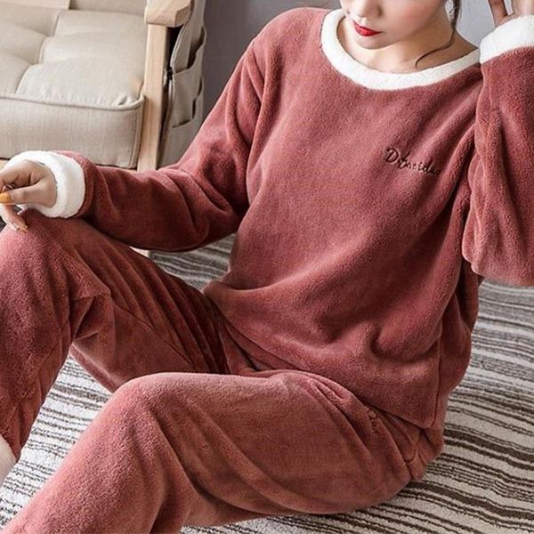 winter warm flannel women sleepwear pyjamas sets thick velvet fleece long sleeves pajamas set soft loungewear, Black;red
winter warm flannel women sleepwear pyjamas sets thick velvet fleece long sleeves pajamas set soft loungewear, Black;red