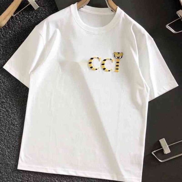 designer t shirt double g gu 22 cci short sleeve t-shirt luxury brand classic tiger embroidered loose sweatshirt men's and women's, White;black
designer t shirt double g gu 22 cci short sleeve t-shirt luxury brand classic tiger embroidered loose sweatshirt men's and women's, White;black