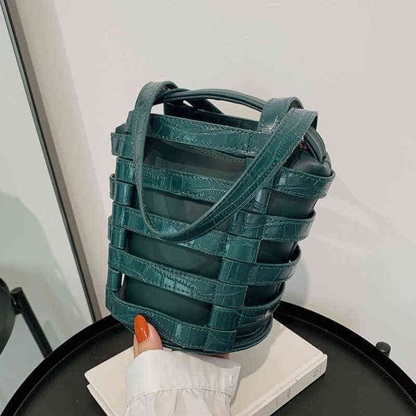 2 pcs fashion hollow out bucket handbag purses women shoulder bags clutches 2022 new ladies messenger totes g220509
2 pcs fashion hollow out bucket handbag purses women shoulder bags clutches 2022 new ladies messenger totes g220509