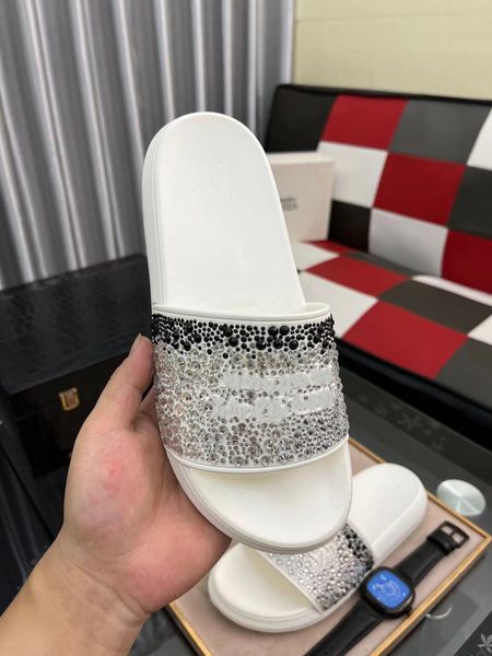 2022 summer designer slippers for mens women letters stones flat slipper fashion popular rubber sandal trendy beach shoes multi style with b, Black
2022 summer designer slippers for mens women letters stones flat slipper fashion popular rubber sandal trendy beach shoes multi style with b, Black