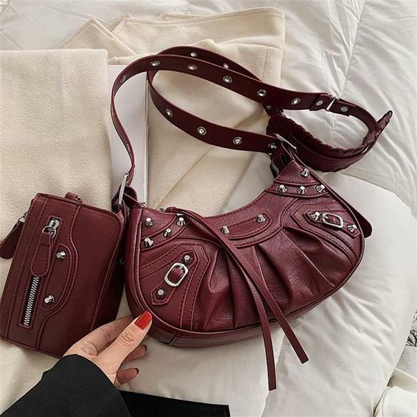 rivets design half moon pu leather armpit crossbody bag winter punk style vintage shoulder purses and handbags 2 pcs set 211023228m
rivets design half moon pu leather armpit crossbody bag winter punk style vintage shoulder purses and handbags 2 pcs set 211023228m