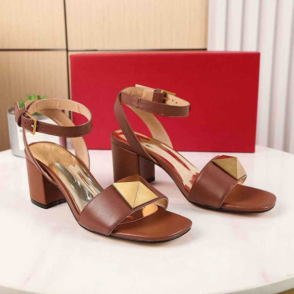 2022 fashion designer summer sandals women open toe real leather suede thick high heels pyramid ankle strap shoes, Black
2022 fashion designer summer sandals women open toe real leather suede thick high heels pyramid ankle strap shoes, Black