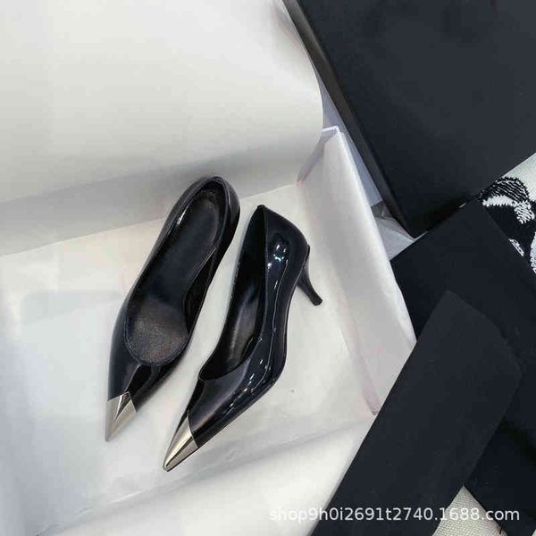 dress shoes spring and summer fashion high heels women's pointed black patent leather shallow mouth thin heel comfortable single shoes
dress shoes spring and summer fashion high heels women's pointed black patent leather shallow mouth thin heel comfortable single shoes