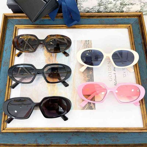 sunglasses d style identical women's fashion oval frame letter cd plate bobyr2u hqks, White;black
sunglasses d style identical women's fashion oval frame letter cd plate bobyr2u hqks, White;black