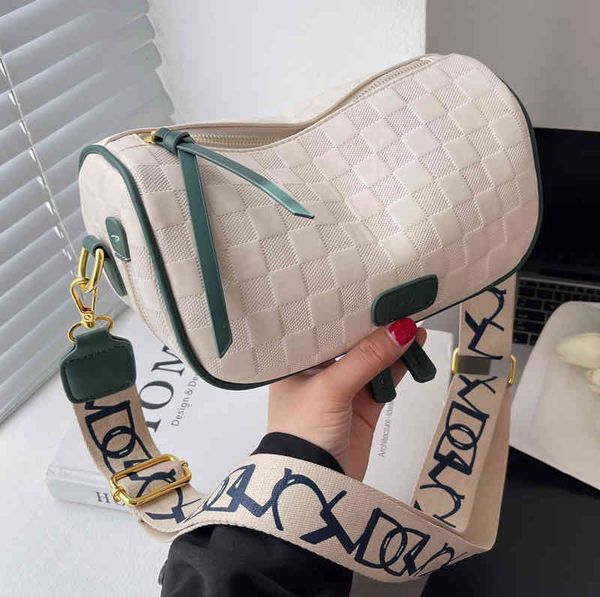 bag female msenger 2022 new style temperament broadband spring and summer lightweight small lattice single shoulder pillow designer bags
bag female msenger 2022 new style temperament broadband spring and summer lightweight small lattice single shoulder pillow designer bags
