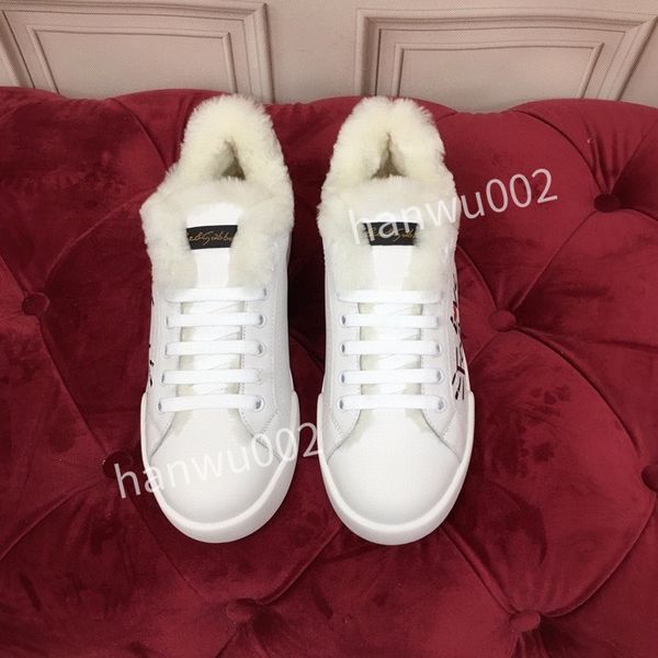 2022 thick soled casual white shoes women leather lace-up sneaker fashion lady designer platform running trainers men sneakers, Black
2022 thick soled casual white shoes women leather lace-up sneaker fashion lady designer platform running trainers men sneakers, Black