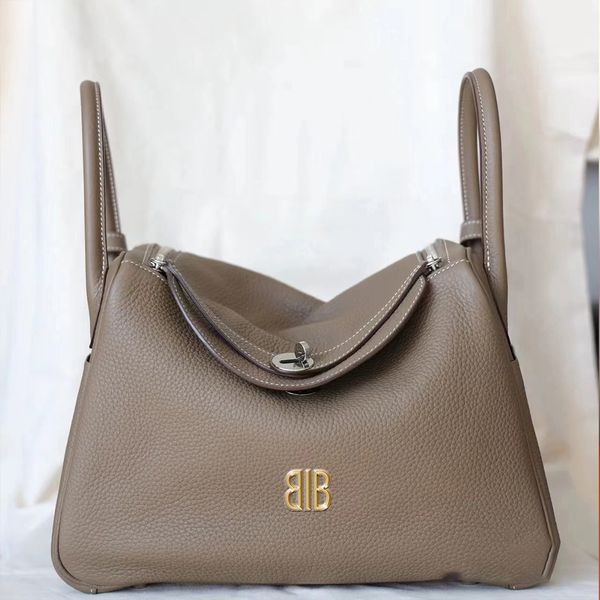 designer elephant grey bag 30cm classic handbag brand luxury bag genuine leather fashion
designer elephant grey bag 30cm classic handbag brand luxury bag genuine leather fashion