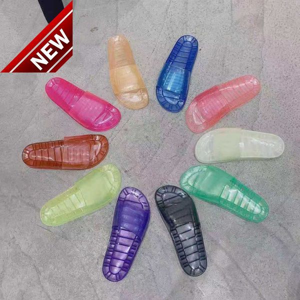2021 classic summer cartoon slippers fashion lazy letter designer women shoes men beach flops platform lady sandals bath crystal rubber, Black
2021 classic summer cartoon slippers fashion lazy letter designer women shoes men beach flops platform lady sandals bath crystal rubber, Black