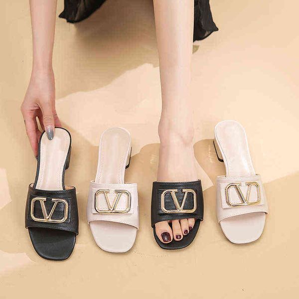 slipper girl summer korean fashion wear cool trawl, red ins tide, thick heel fairy style flip flop, Black
slipper girl summer korean fashion wear cool trawl, red ins tide, thick heel fairy style flip flop, Black
