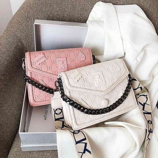 50% off outlet online wholesale luggage embossed wide shoulder strap single shoulder bag chain bags, Black;red
50% off outlet online wholesale luggage embossed wide shoulder strap single shoulder bag chain bags, Black;red