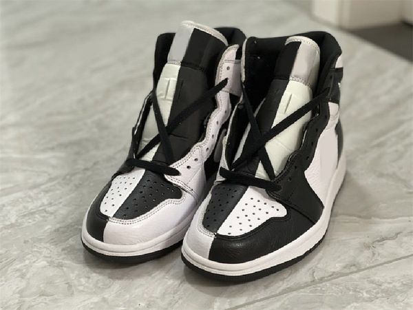 shoes authentic 1 mid invert 1s black white men sports sneakers outdoor dr0501-101 with original
shoes authentic 1 mid invert 1s black white men sports sneakers outdoor dr0501-101 with original