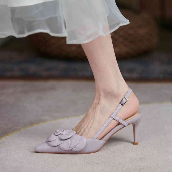 sandals baotou back empty high heels women's summer one line buckle leather elegant flower pointed sandals light yellow kick, Black
sandals baotou back empty high heels women's summer one line buckle leather elegant flower pointed sandals light yellow kick, Black